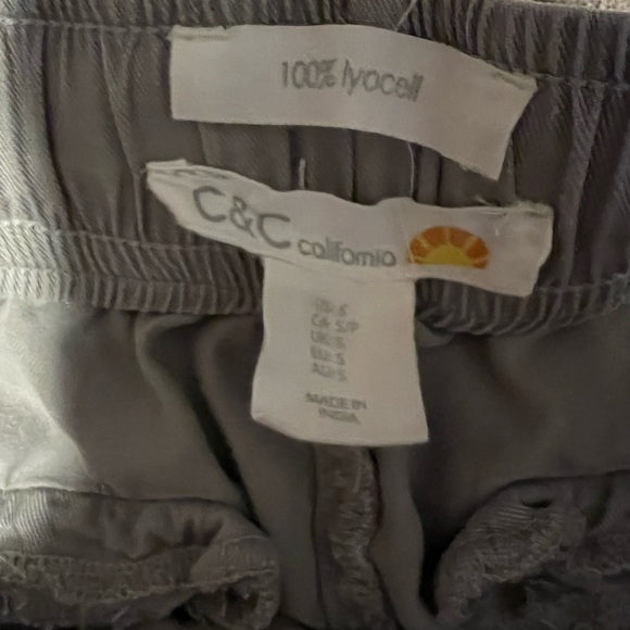 Women’s shorts - Picture 4 of 5